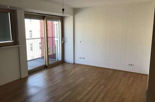 Wohnung mieten in Kölner Straße 26, 60327 Gallus, Attraktive 2 ZKDB mit Balkon und EBK