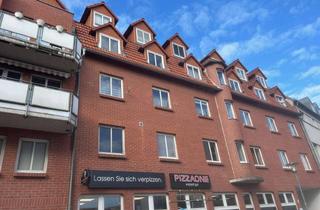 Wohnung mieten in Preußerstraße 17, 06217 Merseburg, Selbermacher aufgepasst – helle 4 Zimmerwohnung mit Aufzug, Balkon + 1 NKM frei!