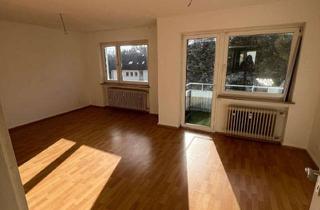 Wohnung mieten in Breslauer Str. 19, 78052 Villingen-Schwenningen, Schöne 4 Zimmer Wohnung mit Balkon und Garage im Haslach nach Absprache zu vermieten