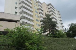 Wohnung mieten in Unter Dem Asenberg, 58675 Hemer, Schicke 2 bis 3 Zimmer mit Balkon im 02. OG, Unter dem Asenberg 7. Hemer