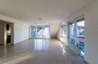 Wohnung mieten in 55130 Laubenheim, Wohnerlebnis auf zwei Ebenen mit Dachterrasse, Sonnenbalkon und Garage in MZ-Laubenheim