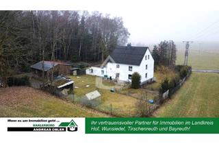 Haus kaufen in 95176 Konradsreuth, Platz für Visionäre: Landhaus in Alleinlage mit Werkstatt & Scheune