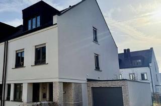 Doppelhaushälfte kaufen in Hedwig-Jung-Danielewicz Straße, 40237 Düsseltal, Exklusive Doppelhaushälfte im Zooviertel