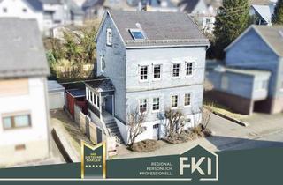 Haus kaufen in 57290 Neunkirchen, **Ein- bis Zweifamilienhaus mit viel Platz in zentraler Lage von Neunkirchen**