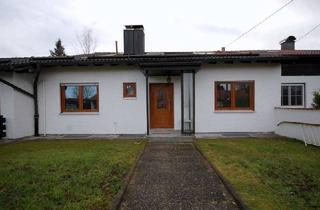 Haus kaufen in 82054 Sauerlach, Für Gartenliebhaber - älteres 2 Familienhaus in absolut ruhiger Lage