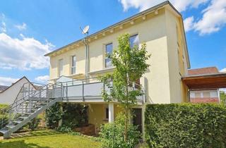 Doppelhaushälfte kaufen in 71154 Nufringen, Moderne Doppelhaushälfte mit viel Platz für die ganze Familie in ruhiger Wohnlage