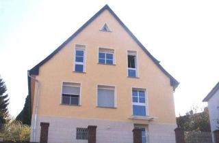 Haus kaufen in 66280 Sulzbach, Freistehendes Zweifamilienhaus mit unverbaubarem Blick und Garten