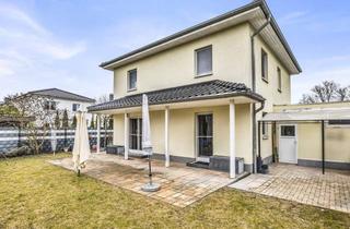 Einfamilienhaus kaufen in 12357 Rudow, Einfamilienhaus mit Garten in ruhiger Wohnlage von Berlin-Rudow