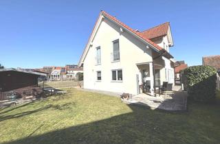 Einfamilienhaus kaufen in 93073 Neutraubling, Ruhiges Familienidyll: Einfamilienhaus in Neutraubling