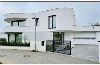 Haus mieten in 60438 Frankfurt, **MÖBLIERTE Exklusive Villa mit ELW und Doppelgarage am Riedberg zu vermieten**
