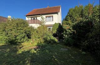 Grundstück zu kaufen in Baumschulenweg 12, 91058 Bruck, SiemensCampus-nahes, sehr ruhiges Grundstück mit Mehrfamilienhaus