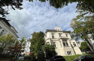 Gewerbeimmobilie kaufen in 65187 Wiesbaden, Büro-Praxis-Etage in stilvoller Altbauvilla - für Ihre - Kanzlei - Praxis - Steuerbüro o.ä.