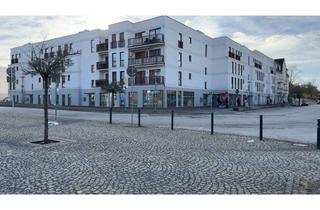 Gewerbeimmobilie mieten in 14624 Dallgow-Döberitz, Repräsentative und moderne Gewerbeeinheit mit großzügiger Schaufensterfront im Zentrum