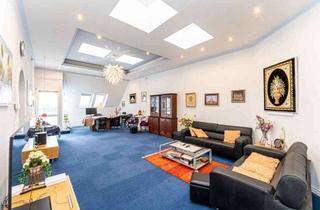 Wohnung kaufen in Gierkezeile 28, 10585 Berlin, Lichtdurchflutete, großzügige 3-Zimmerwohnung mit Dachterrasse und Aufzug