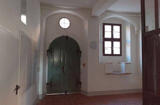 Wohnung mieten in 04860 Torgau, 2-Raum-Wohnung im 1.OG mit Fahrstuhl im Treppenhaus