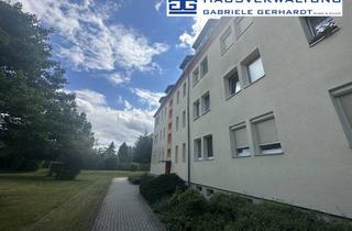 Wohnung kaufen in Straße Des Friedens 34, 04552 Borna, Solide 3-Raumwohnung im Ortsteil Neukirchen