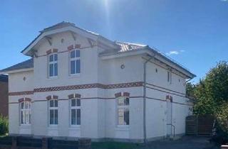 Wohnung mieten in Neuhöferstr., 23858 Reinfeld, 4-Zi-Wohnung in Altbauvilla in Reinfeld (nahe Lübeck)