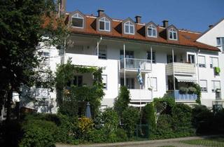 Wohnung mieten in Allinger Straße 61, 82178 Puchheim, Große möblierte 1-Zimmer-DG-Wohnung in Puchheim bei München – TG, EBK, 8 Min zur S4