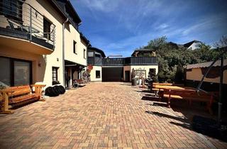 Haus kaufen in 09618 Brand-Erbisdorf, Ein Zuhause mit Komfort: Fußbodenheizung, Klimaanlage und Pool