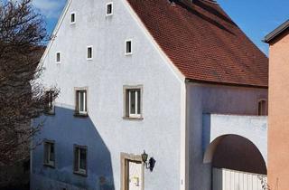 Haus kaufen in 92706 Luhe-Wildenau, Uriges, denkmalgeschütztes Haus mit Scheune und Garten in Luhe-Wildenau