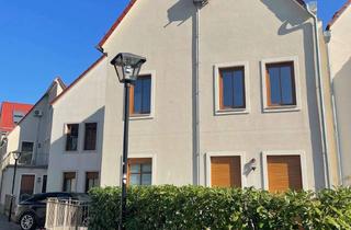 Haus kaufen in 63263 Neu-Isenburg, WOHNEN WIE IN EINER DHH – EXKLUSIVE 4 ZIMMER ETW MIT TERRASSE/BALKON/EBK/KLIMA IN RUHIGER LAGE