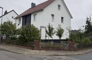 Anlageobjekt in 31246 Groß Lafferde, Zweifamilienhaus mit Ausbaureserve, Doppelgarage und problemlos zum EFM umbaubar in Groß Lafferde