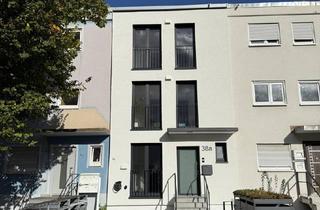 Haus mieten in 79114 Freiburg, Helles Reihenfamilienhaus lux. Modernisierung Garten 6 Zi ca. 160m² Stellplatz