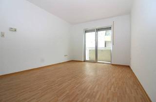 Wohnung mieten in 67059 Ludwigshafen, Geräumige 2-Zimmer-Wohnung mit Balkon in Ludwigshafen-Innenstadt