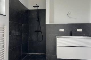 Wohnung kaufen in 94154 Neukirchen, Neukirchen vorm Wald - Exklusive DG-Wohnung für Kapitalanleger-3,5-Zi-EBK-Alpenblick