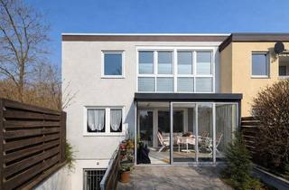 Haus kaufen in 65824 Schwalbach, Schwalbach - Schwalbach Kinder willkommen - hier scheint für die junge Familie die Sonne direkt ins Haus!