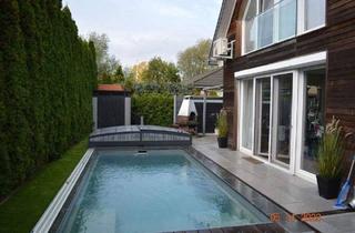 Einfamilienhaus kaufen in 15366 Hoppegarten, Hoppegarten - Traumhaftes luxuriöses EFH mit Wintergarten, Swim- and Funpool, Doppelcarport