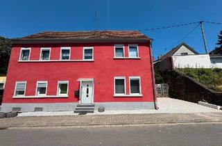 Einfamilienhaus kaufen in 66450 Bexbach, Bexbach - Einfamilienhaus mit Potenzial - 6 ZKB & Stellplätze in Niederbex.