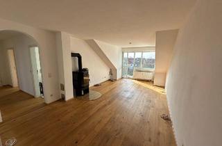 Wohnung kaufen in 85635 Höhenkirchen-Siegertsbrunn, Höhenkirchen-Siegertsbrunn - Sehr helle, gut isolierte 3- Zimmer Dachgeschoßwohnung mit Balkon