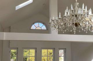 Loft kaufen in 14532 Kleinmachnow, Außergewöhnliches Dachgeschoss in historischer Villa – Loft-Wohnraum mit bis zu 5 m Deckenhöhe