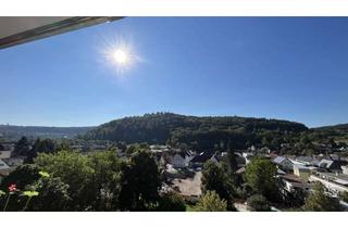 Wohnung kaufen in 72202 Nagold, *Ehem. ABG Nagold* Exklusive 2-Zimmer-Dachgeschosswohnung mit Loggia und wundervollem Ausblick