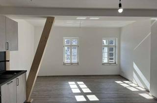 Wohnung mieten in 35274 Kirchhain, Erstbezug nach Sanierung: Sonnige 4-Zimmer-Wohnung in 35274 Kirchhain