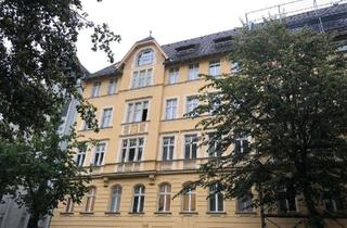 Wohnung mieten in Türkenstrasse, 13349 Wedding, Großzügige Wohnung mit Balkon Berlin-Wedding, Teilmöbliert, 4 Schlafz., 1 Wohnz., 2 Küchen, 2 Bäder