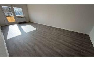 Wohnung mieten in Straße Usti Nad Labem 31, 09119 Kappel, Familienfreundl. Whg. mit modernem Bodenbelag - großer Südbalkon - Viel Platz für ALLE!!