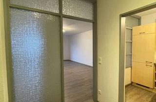 Wohnung mieten in 29221 Celle, Helle 2-Zimmer Wohnung mit Balkon im 3. OG in Celle