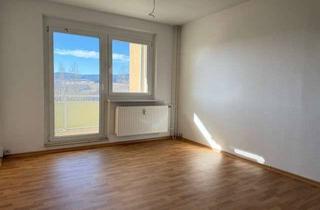 Wohnung mieten in Sachsenfelder Straße 11, 08340 Schwarzenberg, Achtung 1 Monat Miete sparen ** tolle 4 Zimmer Wohnung mit Balkon **