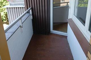 Wohnung mieten in Artur-Platz-Weg 13-13, 41468 Neuss, Singlewohnung frei! Geräumige und helle 1-Zimmer-Wohnung mit Balkon