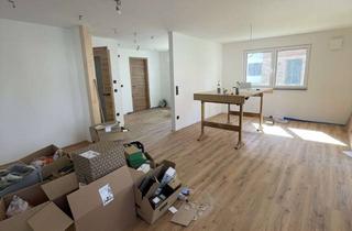 Wohnung mieten in Kocheler Straße, 83673 Bichl, Obergeschoss Wohnung mit Balkon in Bichl