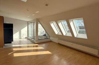 Wohnung mieten in Marienstraße, 12459 Oberschöneweide, Gepflegte 2-Zimmer Dachgeschosswohnung in Berlin Oberschöneweide