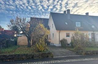 Haus kaufen in 96257 Redwitz, Viel Platz für eine glückliche Familie! Haus mit hübschem Garten Garage und Werkstatt in Redwitz.