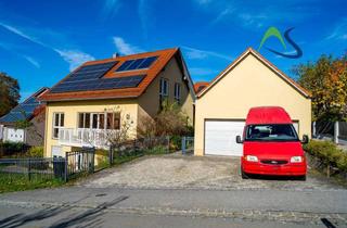 Haus kaufen in 93155 Hemau, Hausgefühl inklusive: Stilvolle Eigentumswohnung auf zwei großzügigen Etagen