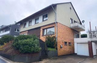 Doppelhaushälfte kaufen in 51688 Wipperfürth, Wipperfürth:Sanierungsbedürftige Doppelhaushälfte mit schönem Garten in zentraler Lage