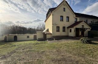 Haus kaufen in 17091 Mölln, Geschichtsträchtig, mit großem Garten und Freiraum