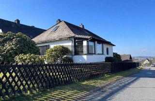 Haus kaufen in 95239 Zell, Charmanter Bungalow mit großem Garten und Potenzial in Zell im Fichtelgebirge