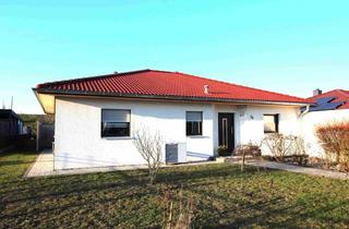 Einfamilienhaus kaufen in 04205 Schönau, Attraktives Einfamilienhaus im Bungalowstil (frei werdend)