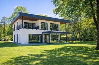 Villa kaufen in 15712 Königs Wusterhausen, Nachhaltige Designer-Villa auf 3000qm Wassergrundstück, privatem Bootsanleger, 50min Berlin Zentrum